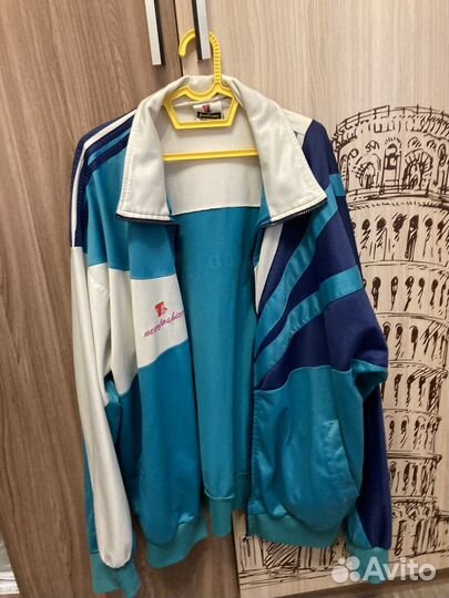 Ретро олимпийка