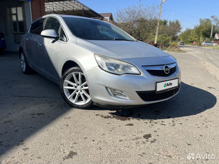 Opel Astra 1.4 AT, 2011, 247 000 км