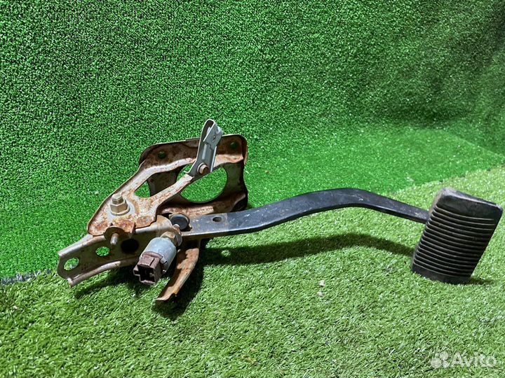 Педаль тормоза Toyota Mark 2 jzx 90