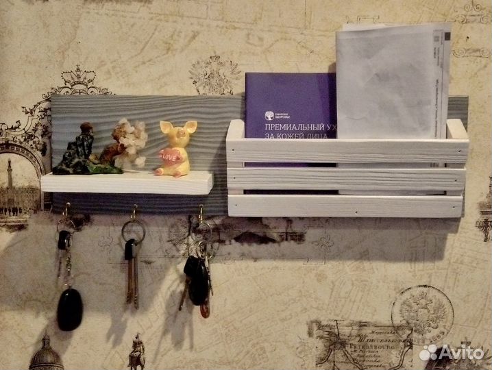 Полочка для почты и ключей