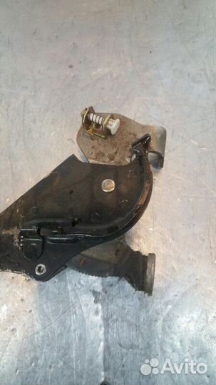 Ручка ручного тормоза Kia Rio DC A5D 2000-2005