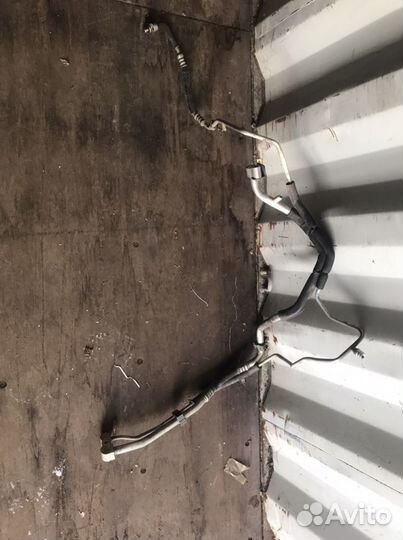 Cadillac srx 2010-16г.трубка низкого давления