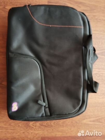 Портфель для ноутбука