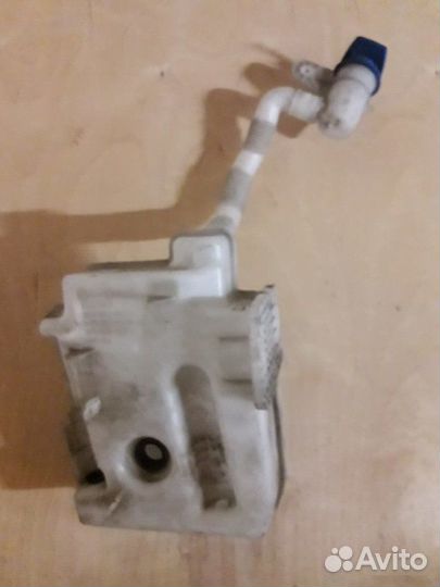 Бачок омывателя Volkswagen Гольф Кадди Ауди А3