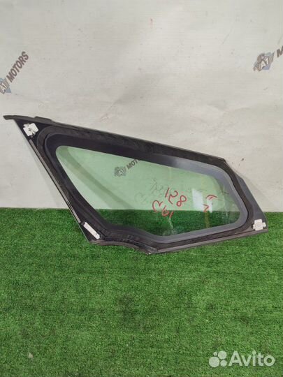 Стекло переднее левое Honda Fit GP1 LDA 2011