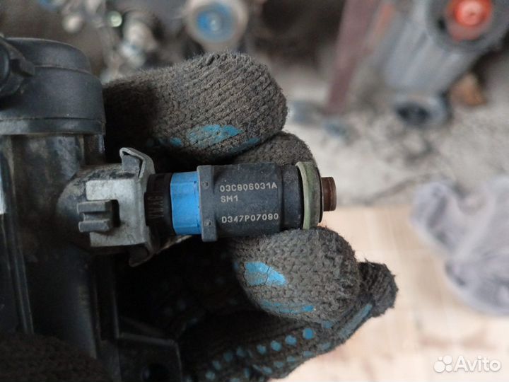 Форсунка топливная Volkswagen Polo 5 612