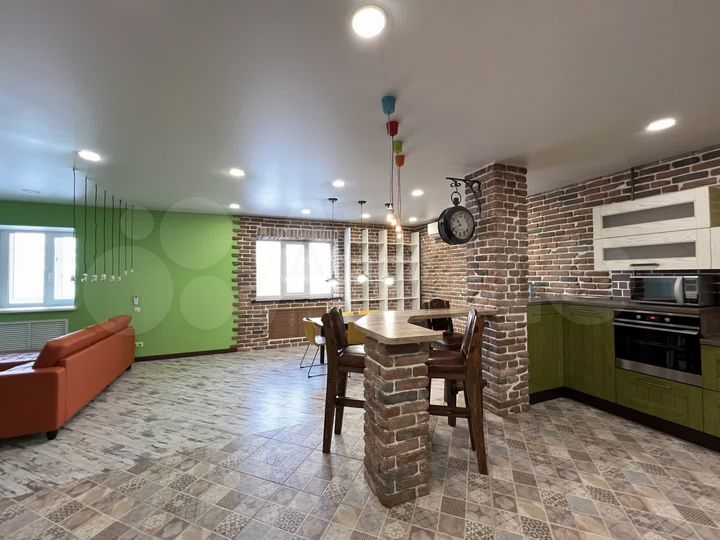 2-к. квартира, 100,6 м², 5/6 эт.