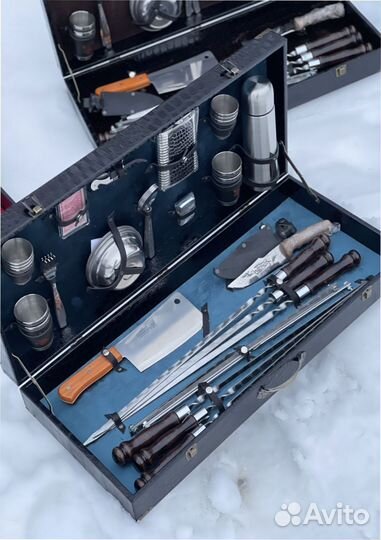 Подарочный набор шампуров в кейсах