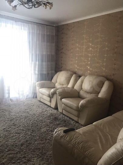 4-к. квартира, 74 м², 4/9 эт.