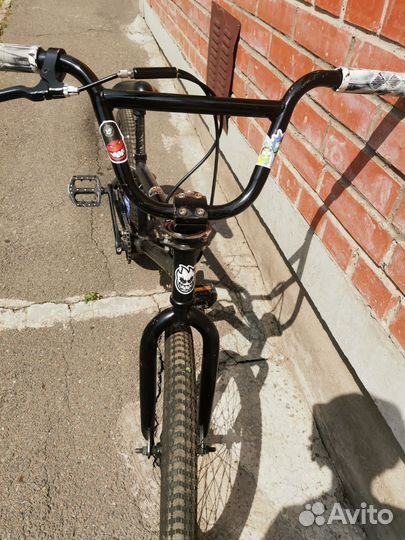 Трюковой велосипед bmx