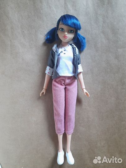 Кукла леди баг