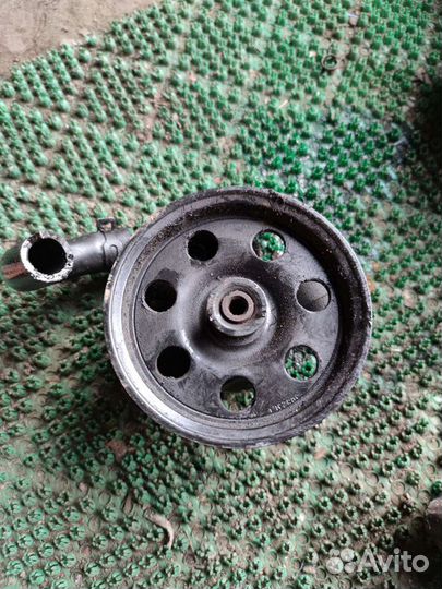 Насос гур Ford Focus 1.8 tdci