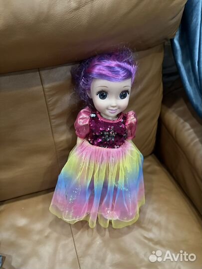 Танцующая кукла