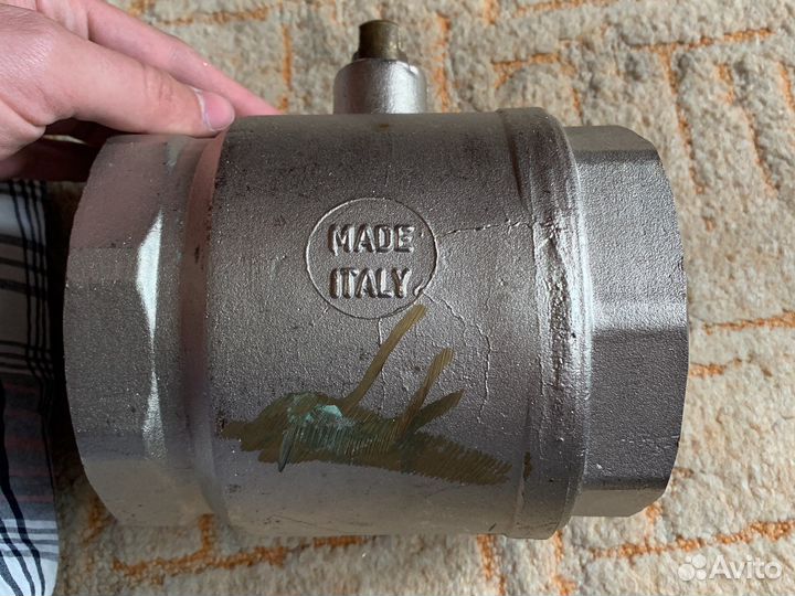 Кран шаровый 4