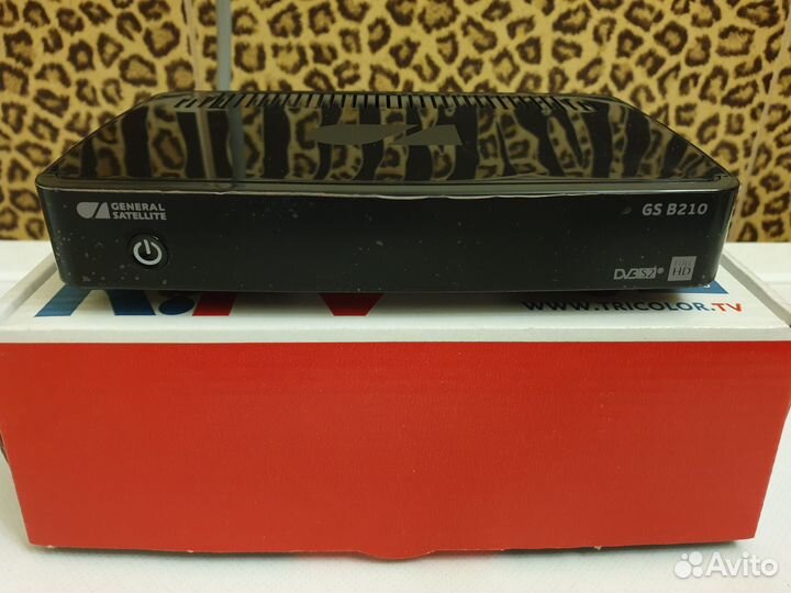 Ресивер Триколор GS B210 Full HD