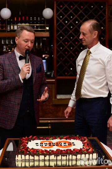 Ведущий и DJ на свадьбу в Москве