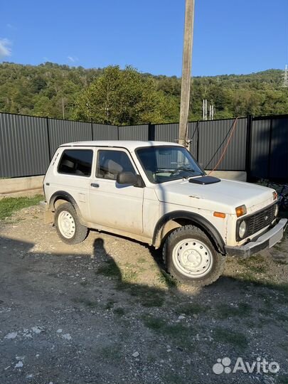 LADA 4x4 (Нива) 1.7 МТ, 2008, 220 000 км