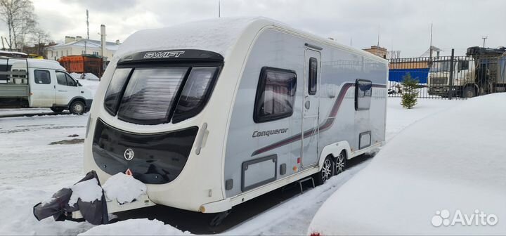 Прицеп-дача Swift Conqueror, 2012