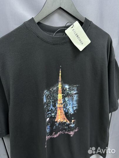 Футболка balenciaga paris oversize