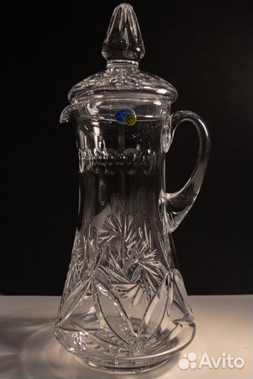 Кувшин с крышкой