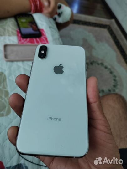 Телефон iPhone xs