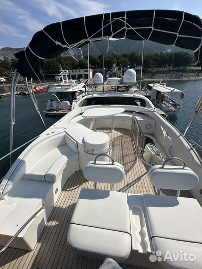 Аренда яхты VIP классса в Геленджике