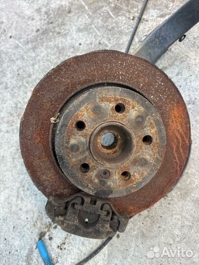 Ступица задняя левая Bmw X3 E83 N47D20A 2009