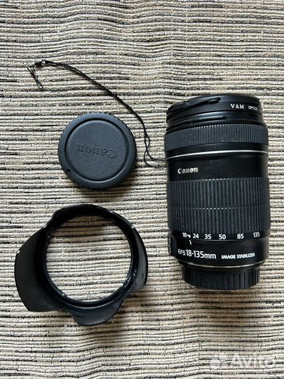 Объектив canon EF-S 18-135mm f/3.5-5.6 IS