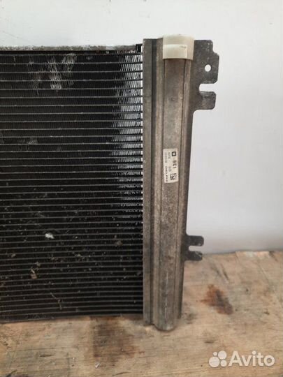 Радиатор кондиционера Opel Zafira минивэн 1.6