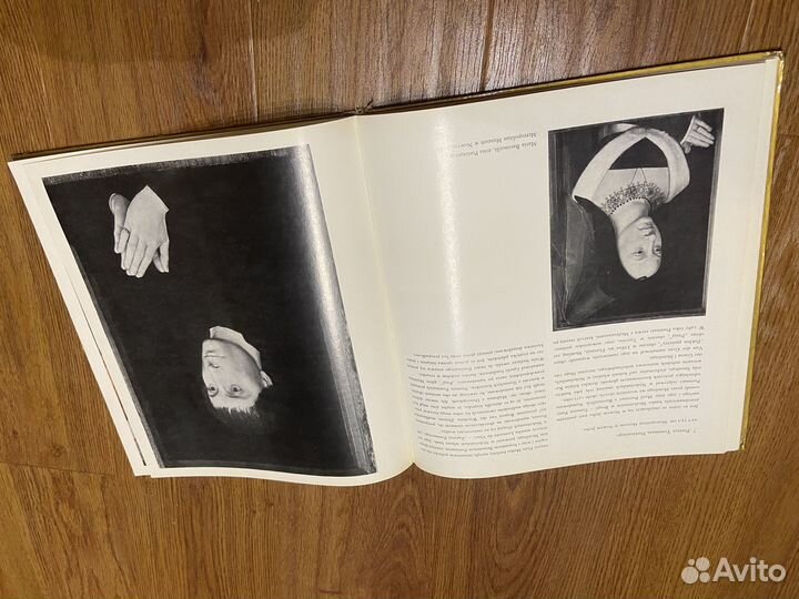 Книга Hans Memling