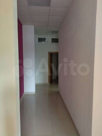 Свободного назначения, 305 м²