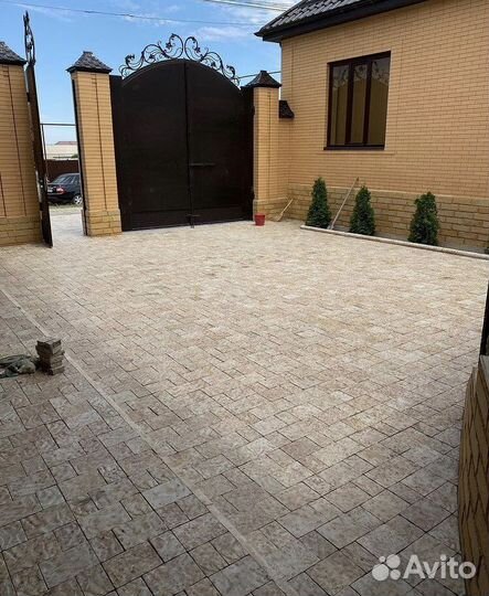 Укладка брусчатки