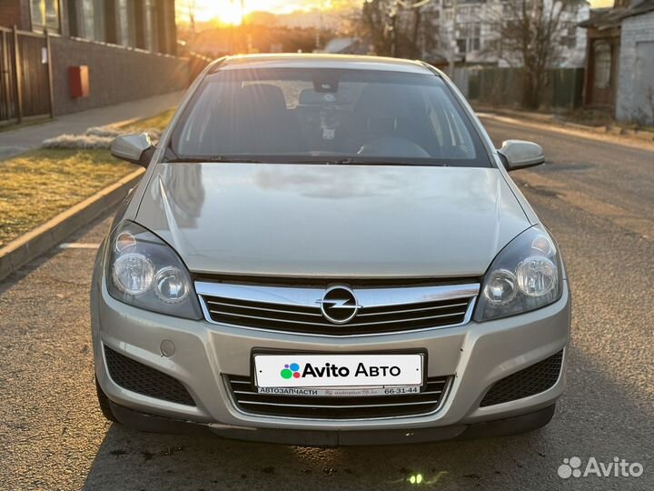 Opel Astra 1.6 МТ, 2010, 252 000 км