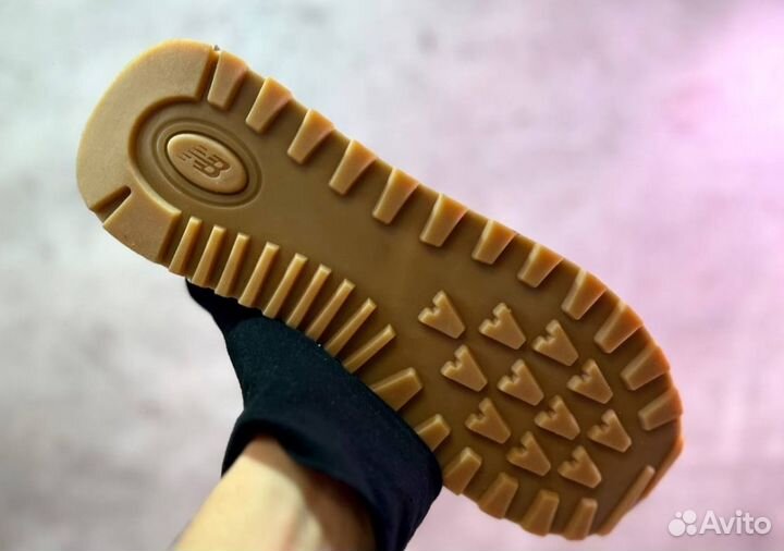 Кроссовки New Balance современные