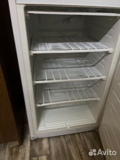 Холодильник атлант бу
