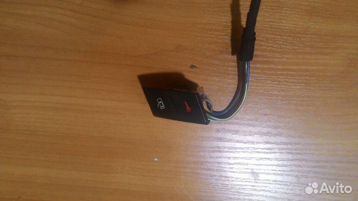 Кнопка (выключатель) Audi A6 (C5) 4B1962107B98