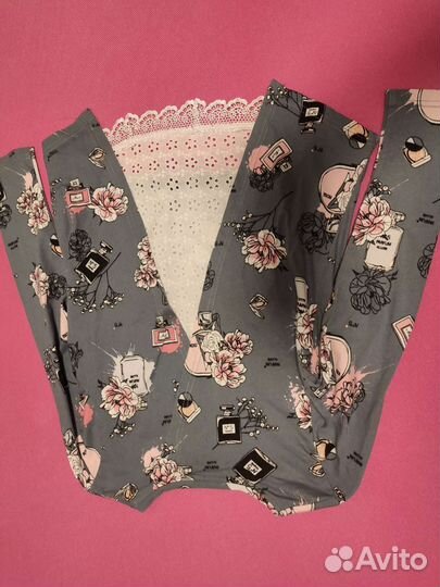 Блузка с декорированным разрезом на спине