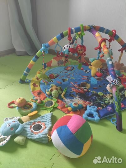 Детский развивающий коврик