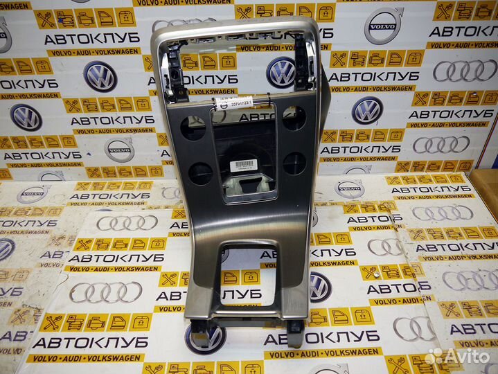 Парящая панель Вольво V60 S60-2