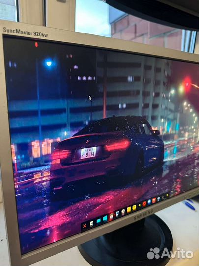 Монитор ЖК 19 бу