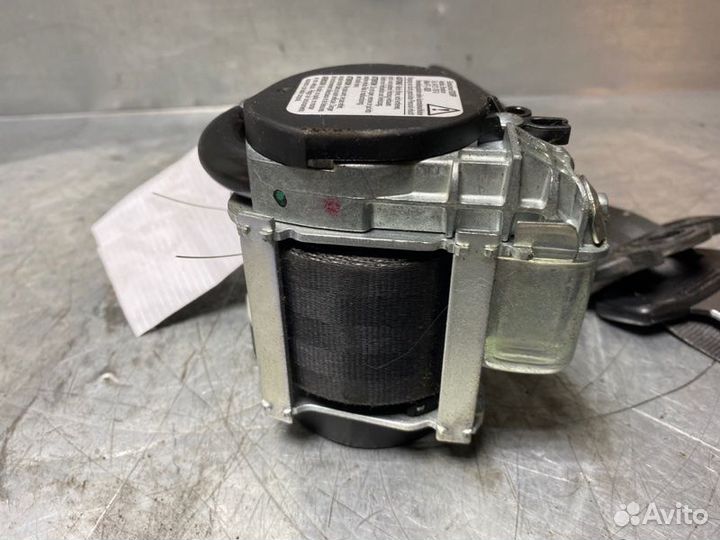 Ремень безопасности с пиропатроном Skoda Octavia