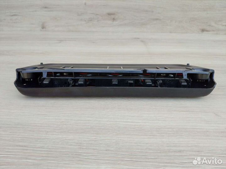 Дополнительный стоп сигнал Citroen C5 1