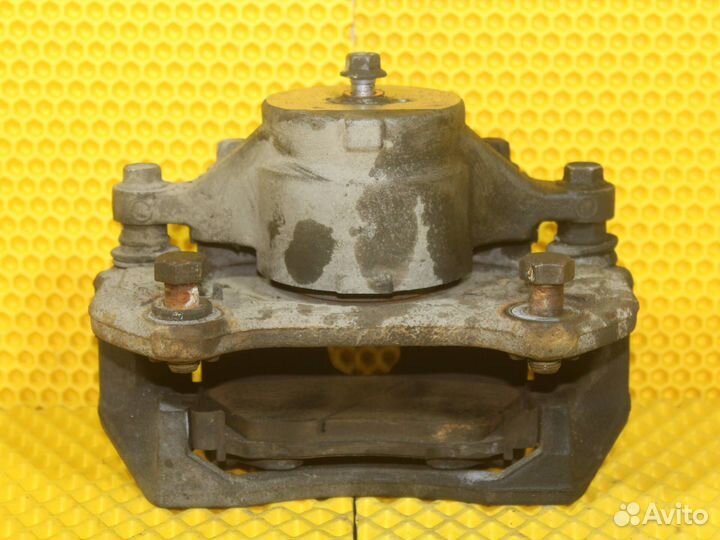 Суппорт передний левый Kia Optima 4