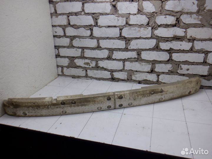 Наполнитель заднего бампера Nissan Maxima A33