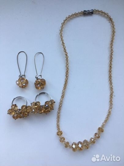 Бусы из натуральных камней