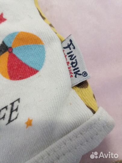 Набор костюмчик,шапочка,слюнявчик 1-3 месяца