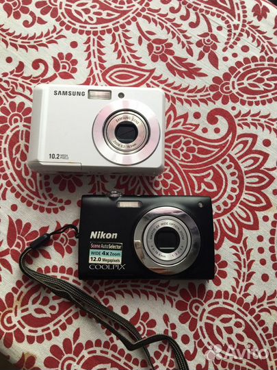 Компактный фотоаппарат