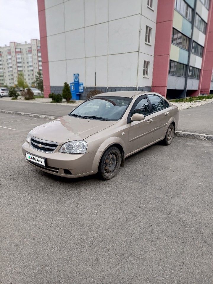 Chevrolet Lacetti: фото владельца