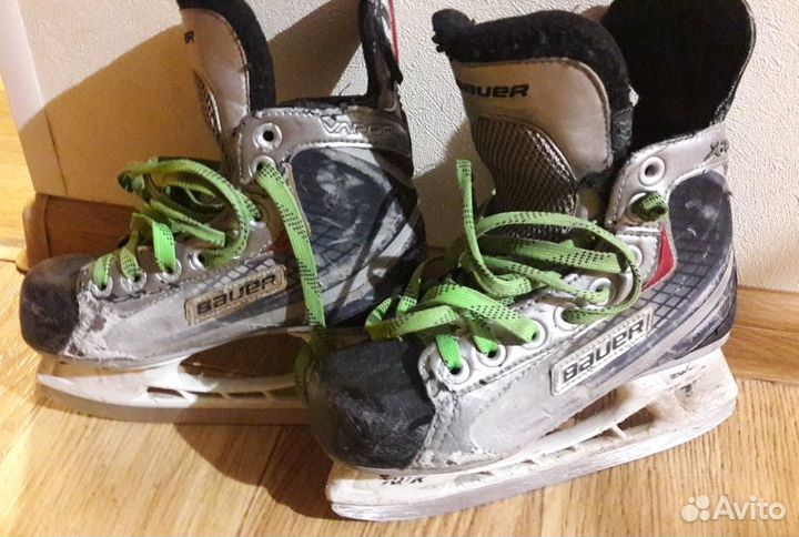 Хоккейные коньки bauer vapor
