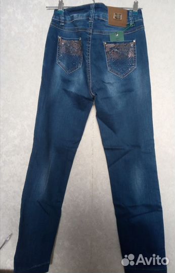 Джинсы женские